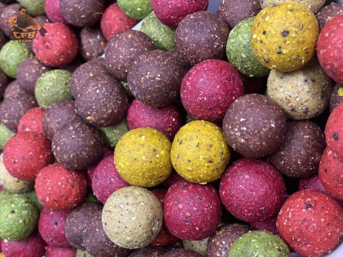 CFB ETETŐ OLDÓDÓ Bojli 1kg 20mm [ÍZ : Fruit - Édes gyümölcsök piros] [mennyiség: 1kg]