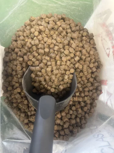 Mivardi Rapid Classic Halibut Pellet 8mm 1kg (KIMÉRŐS)