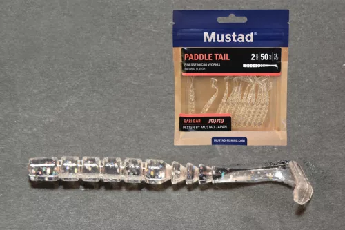MUSTAD AJI PADDLE TAIL 2   CLEAR RAINBOW GLITTER 12DB/CSOMAG